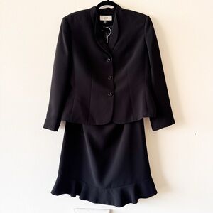 Le Suit Black Women's Suit Blazer and Skirt Set Size 14P